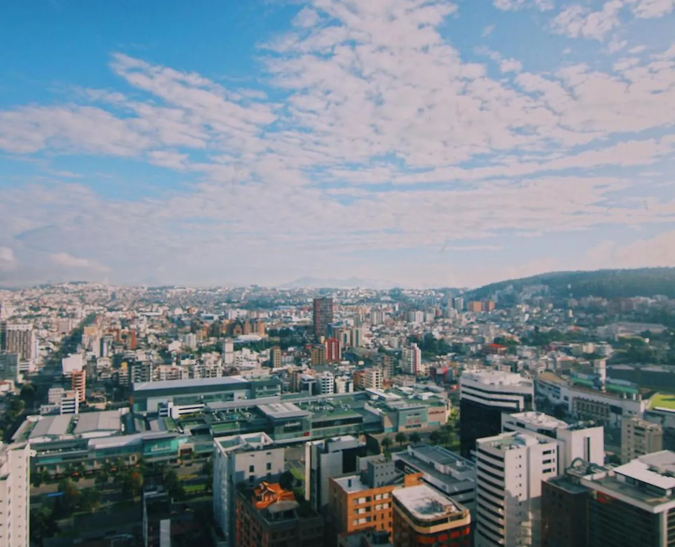 Edificio Iqon, Piso 28, La Mejor Vista De Quito Apartment