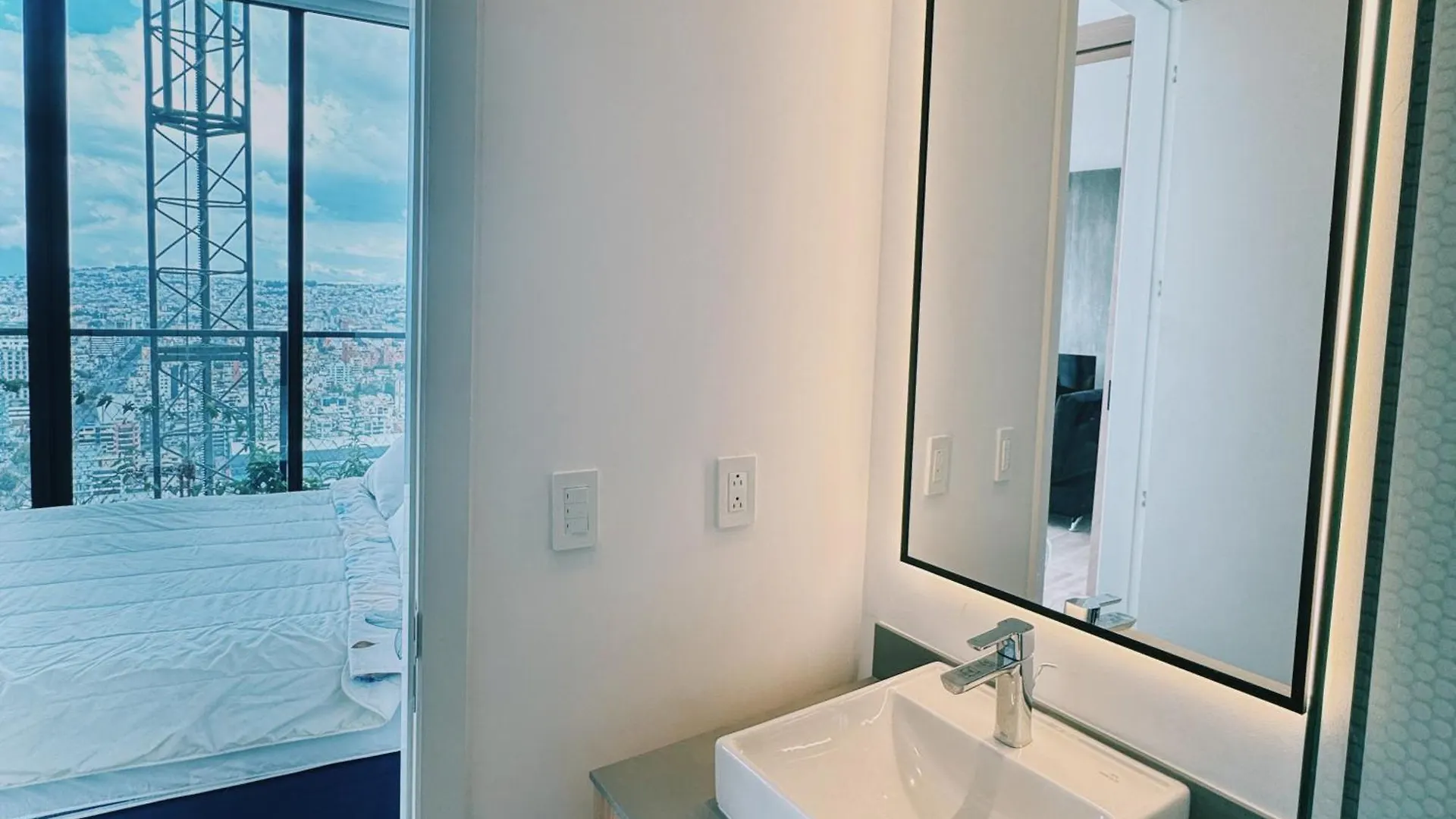 Edificio Iqon, Piso 28, La Mejor Vista De Quito Apartment Ecuador